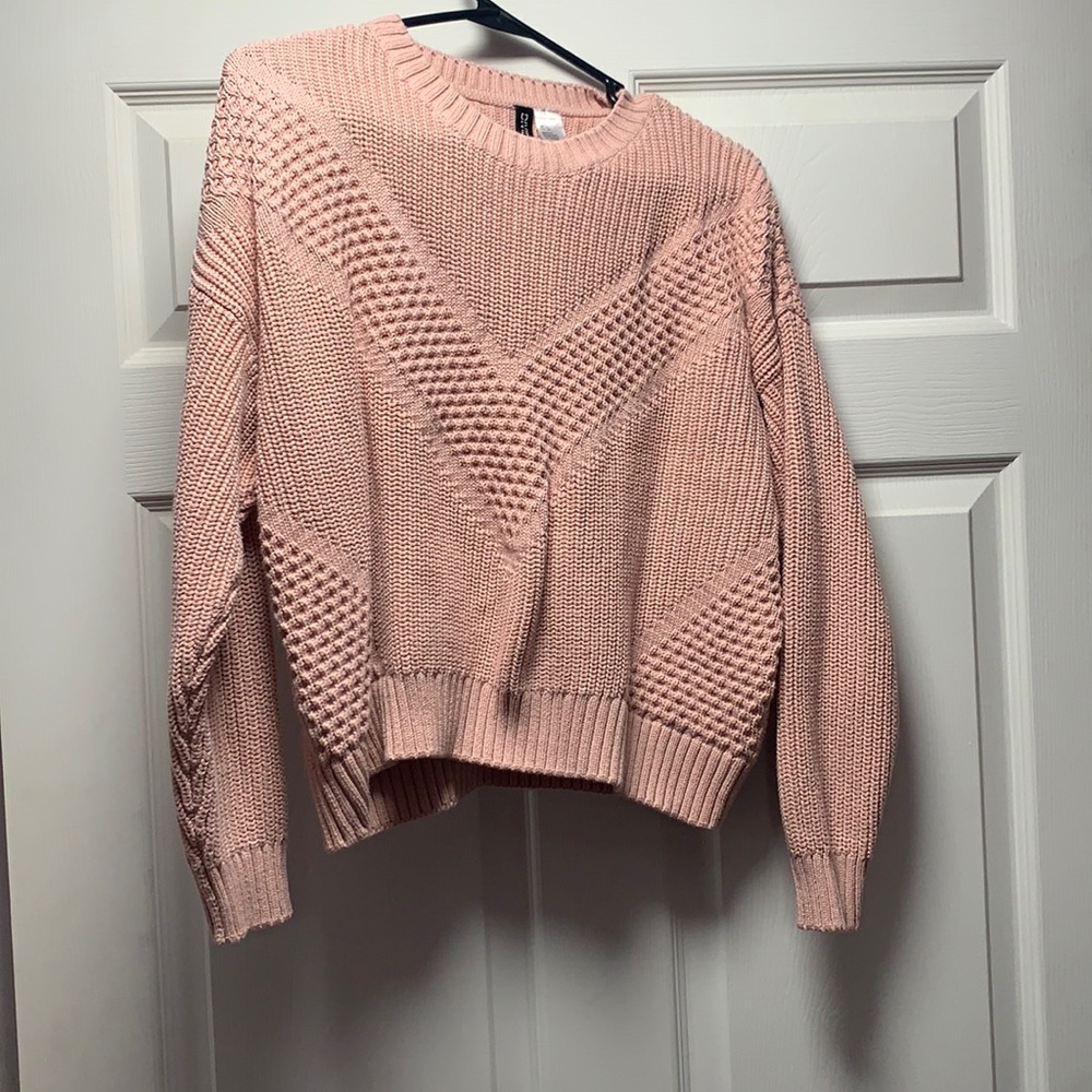 Light pink women’s sweater